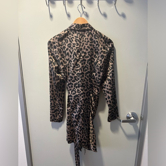 Animal Cheetah Print Long Sleeve Wrap Dress - Picture 2 of 5